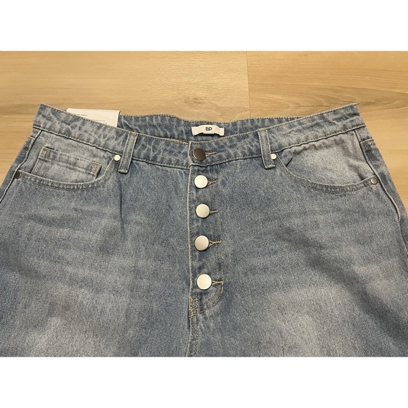 NWT bp Be Responsible High-Rise Mom Button Fly Jeans Size 34 Blue Light Wash - Picture 1 of 12
